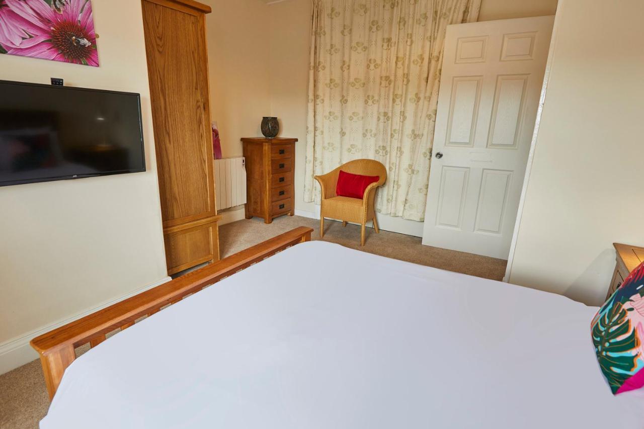 Host & Stay - The Garret Suite Whitby Esterno foto